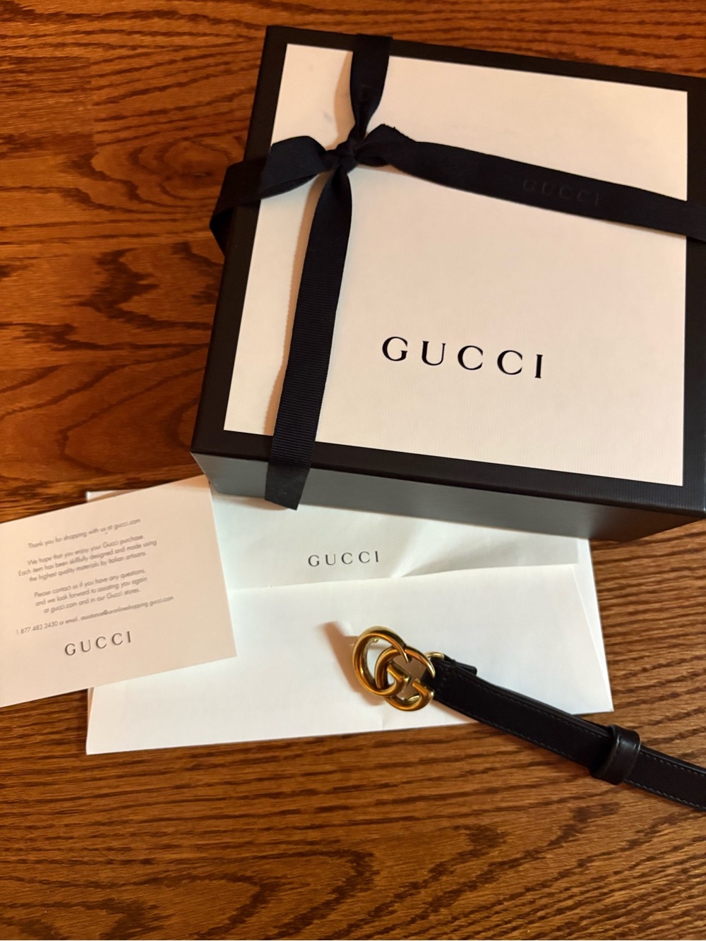 Gucci Black Leather Belt with Double G Gold Buckle - Picture 5 of 5